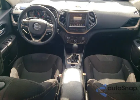 2016 Jeep Cherokee Latitude z USA, uszkodzony, nr VIN 1C4PJLCS8GW233495